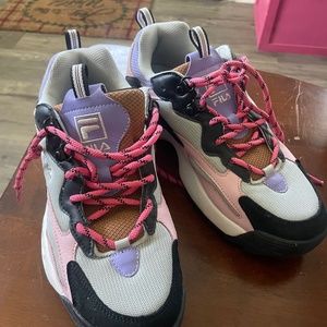 Fila women’s shoes size 8